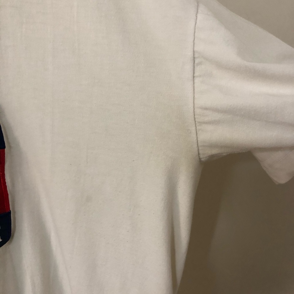 Vintage Tommy Hilfiger embroidered logo tee - Picture 6 of 7